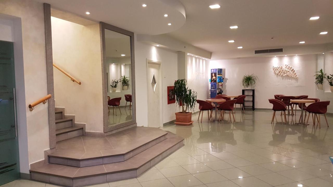Abahotel ميلانو ماريتيما المظهر الخارجي الصورة