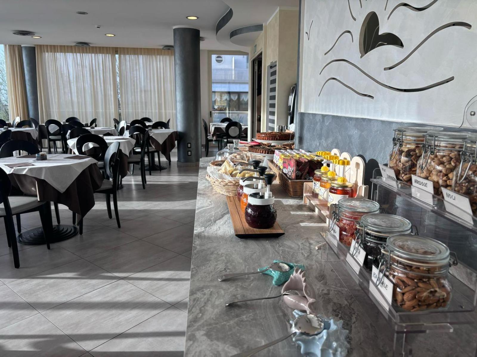 Abahotel ميلانو ماريتيما المظهر الخارجي الصورة