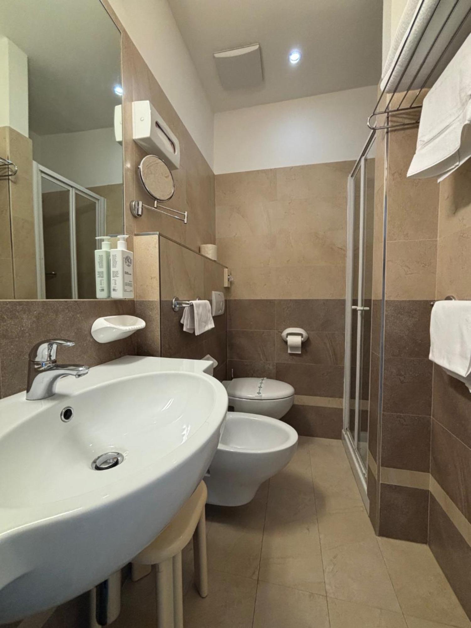 Abahotel ميلانو ماريتيما المظهر الخارجي الصورة