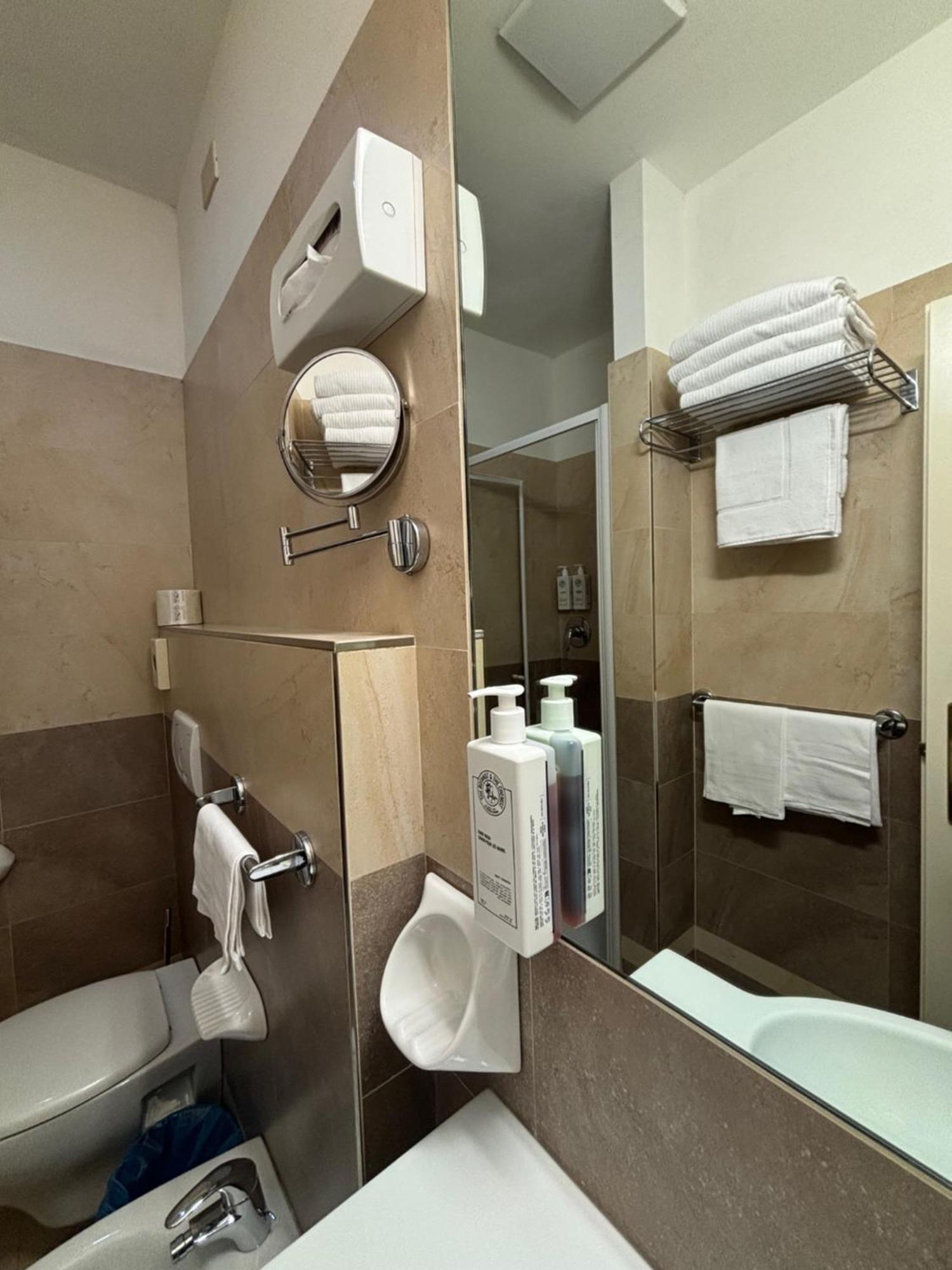 Abahotel ميلانو ماريتيما المظهر الخارجي الصورة
